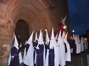 Cifuentes: procesión del Silencio via <a href="/henaresaldia/">Henares al Día. El blog de la provincia</a> henaresaldia.com/evento/cifuent… #cifuentes #alcarria #turismo