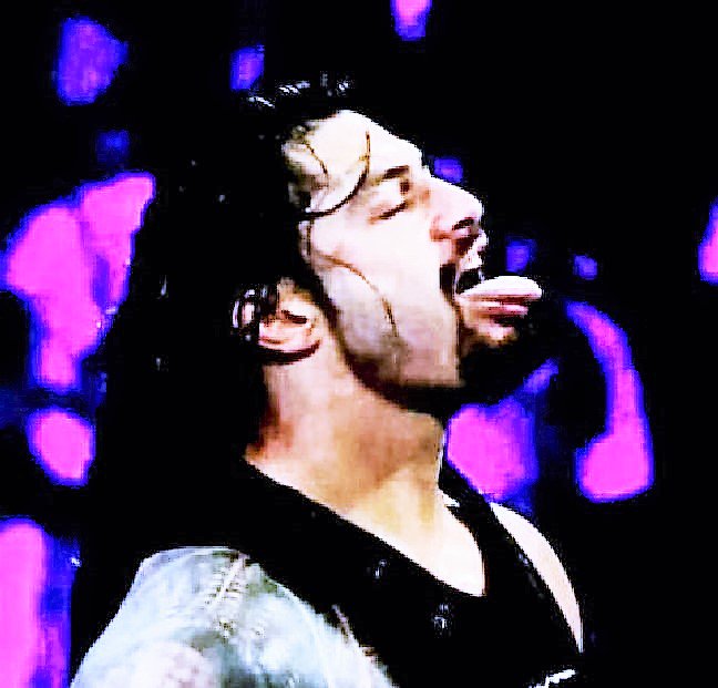 LeeshaNDessy's tweet photo. #Roman #TakinDwnHHH #AtWm32 #AndYouCanBelieveThat!! #TrueChamp @WWERomanReigns @romanreigns568 https://t.co/sQCpcT6VTC