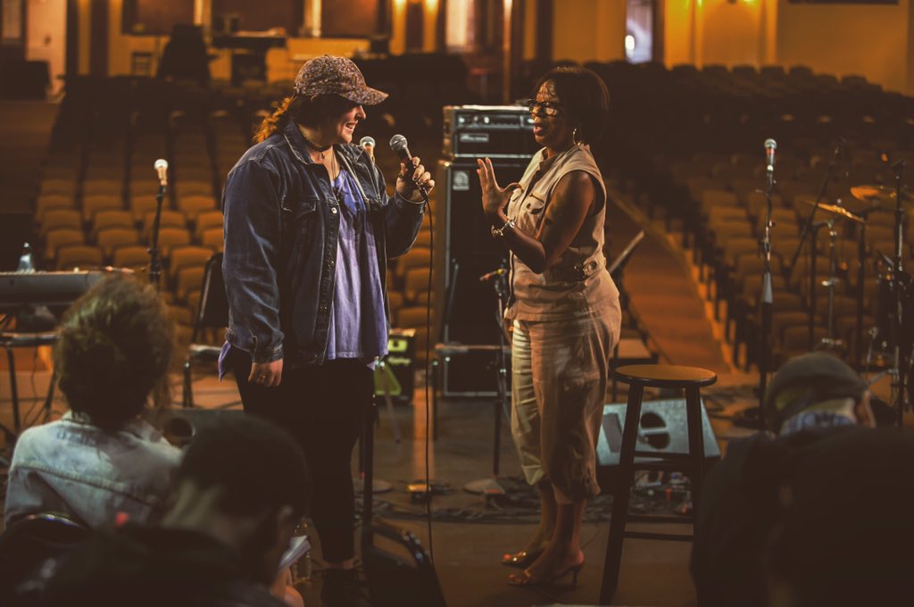 samaralennoxx's tweet photo. Tb to working with the lovely Bernadette Bascom #mentor #oneofthegreats #seattlemusic #mooretheatre  #stg #jdemusic https://t.co/o2aa2gthP3