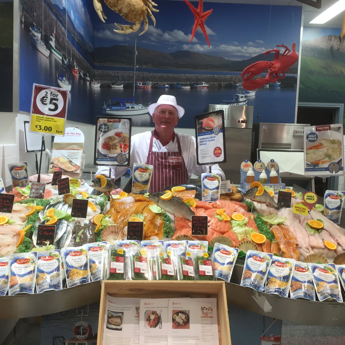 supervalubundy's tweet photo. Anyone for Fresh Fish?!! #fish #goodfriday #cod #hake #salmon #supervalu https://t.co/tzul7c2TEg