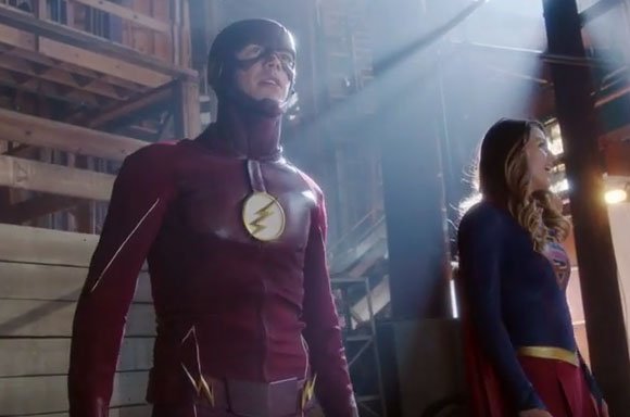GameSpot's tweet image. Watch Supergirl and The Flash speed through trailer for crossover episode. l.gamespot.com/1q4DgQO