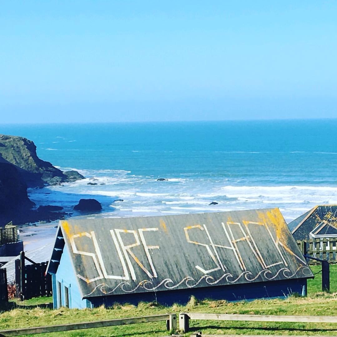CornishSea_Salt's tweet photo. Thanks for this #seasnap @surfcornwall. Great day for a surf lesson #getinvolved https://t.co/FZGBq67haC