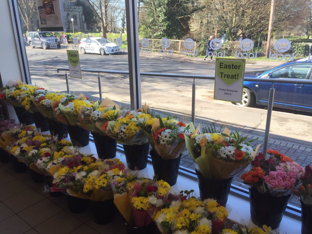 MyLocalBenfleet's tweet photo. Treat someone special with an easter bouquet, only £8 or ��12 with our selection of easter bouquets! #mylocal https://t.co/kYUQQTSREn
