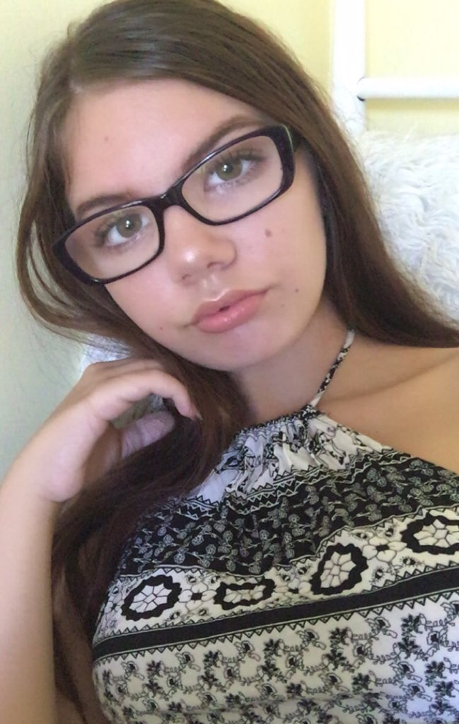 BIASHIPS's tweet image. I ship you with chanyeol~：・’゜☆