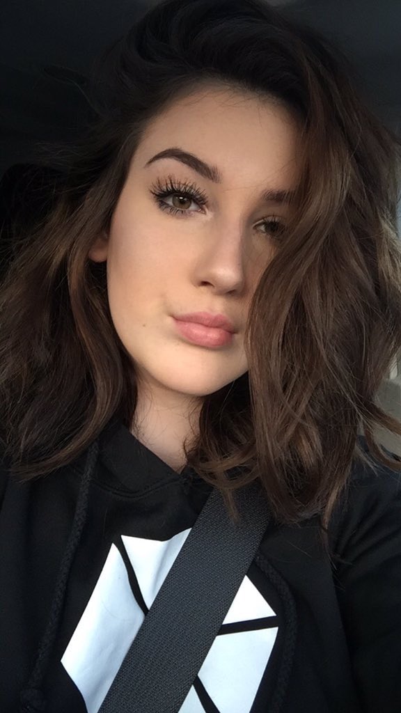 BIASHIPS's tweet image. I ship you with seokjin~：・’゜☆