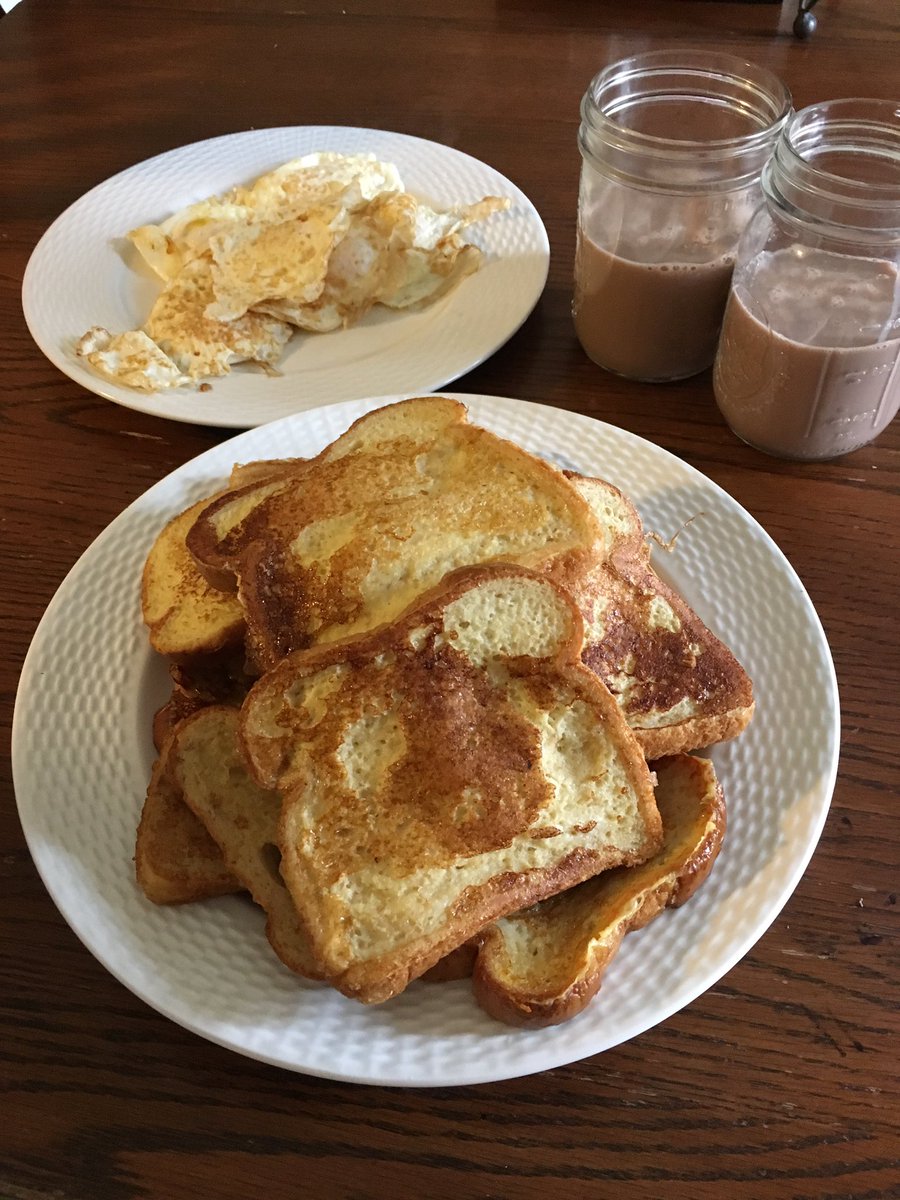 MLWRGAINS's tweet photo. Nothing better than a good morning lift followed by a good breakfast #rebelpride https://t.co/MsfXTKj6Qe