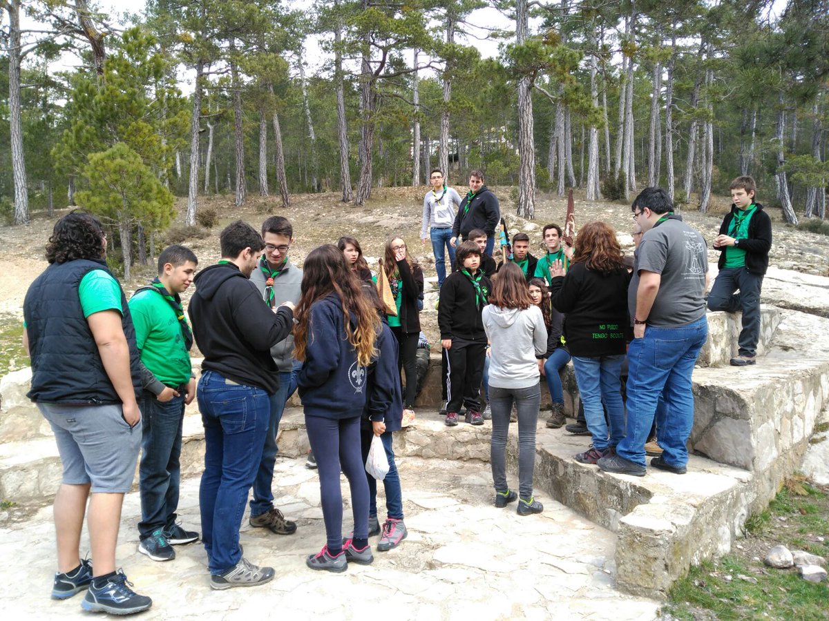 GSSFrancesc's tweet photo. Ya hemos llegado! Ahora montaje y a comenzar con las actividades #Pereloles2016 https://t.co/n1wzslWwt6