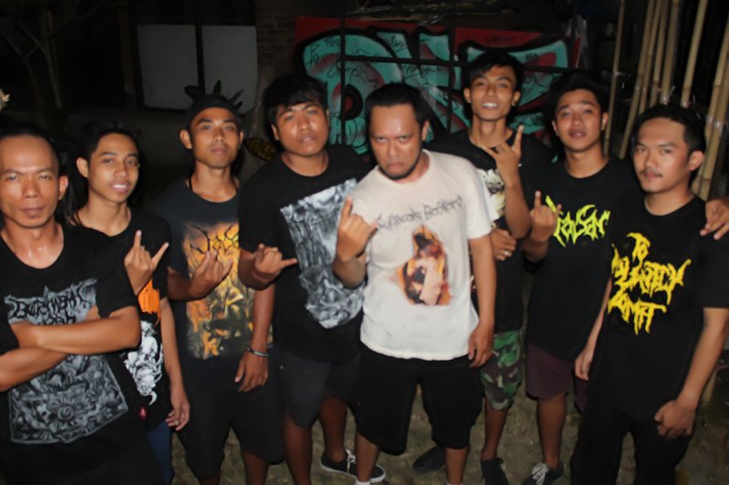 Budi Anarcho#69 (@69_anarcho) on Twitter photo 