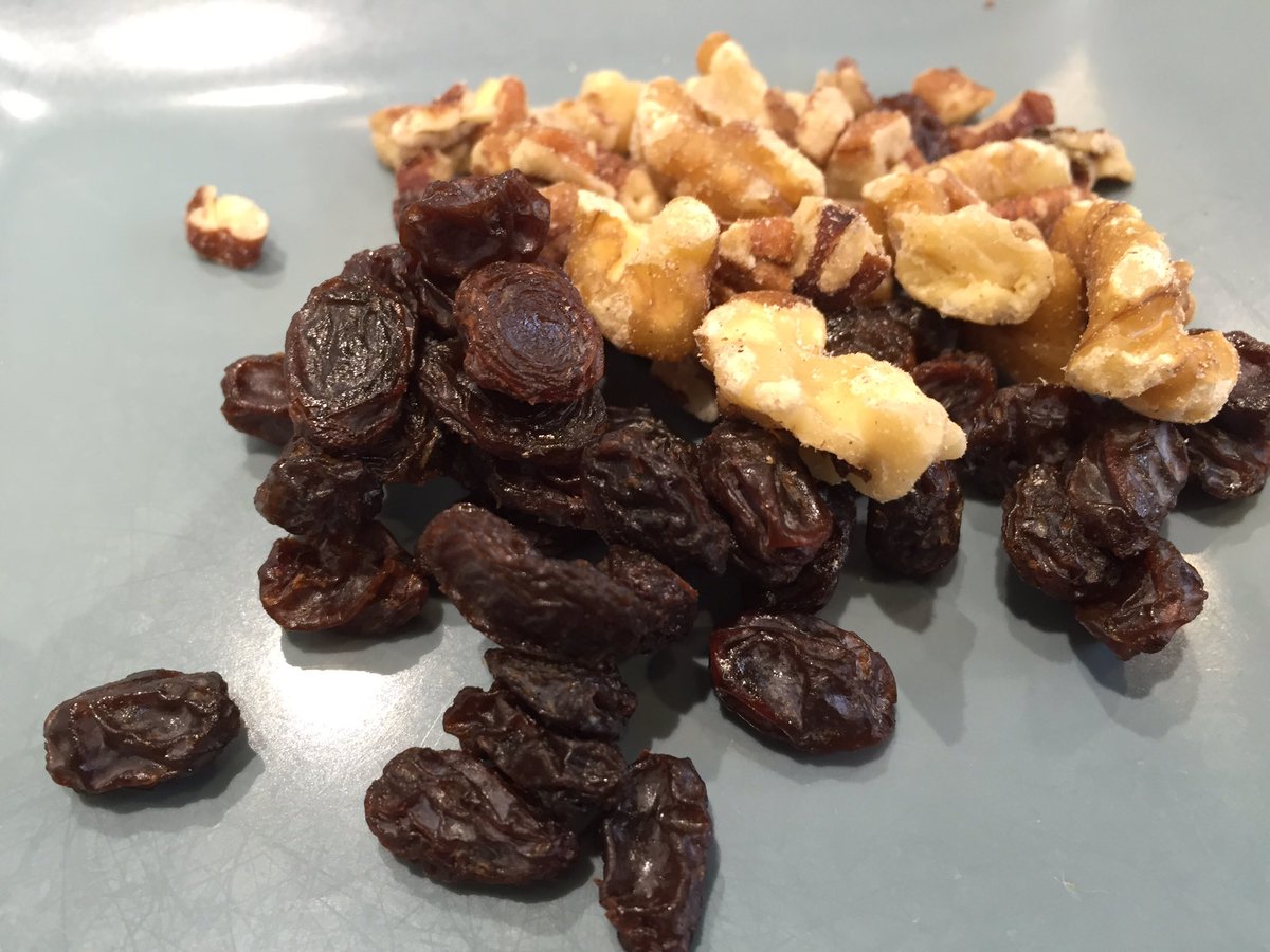 arcampbell94's tweet photo. That's so raisin. #UKColorMyPlate #purple @UKyDining https://t.co/LCgyuWtWDU