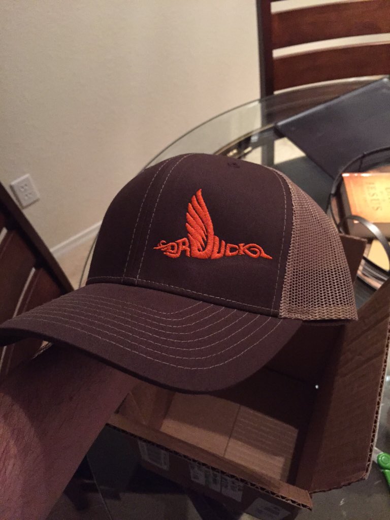 APen29's tweet photo. @DennisLoosier Sweet cap! Thanks Dr. Duck! https://t.co/vODD18Q9PX