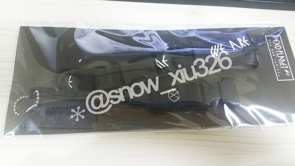 SnowXiu326's tweet photo. RT만 하고가세요! 민석이생일을 기념하여 두분을 추첨. 한분께는 민석이 네임택(콘서트굿즈)를, 다른한분께는 눈사람슈를 보내드릴게요! 민석아 생일축하해 많이많이 아주많이 사랑해 #HappyXiuminDay https://t.co/hnA5k63CMb