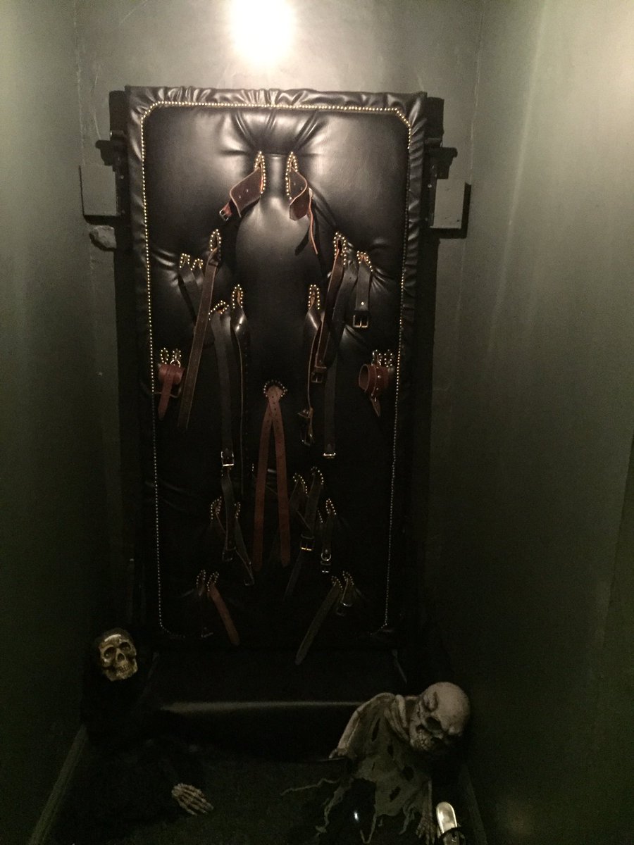 aleedsstudio's tweet photo. Maybe Mistress will decide to strap you to my Bondage Board ? Who's next ?#bondagedungeonhire https://t.co/WKo16ddygb