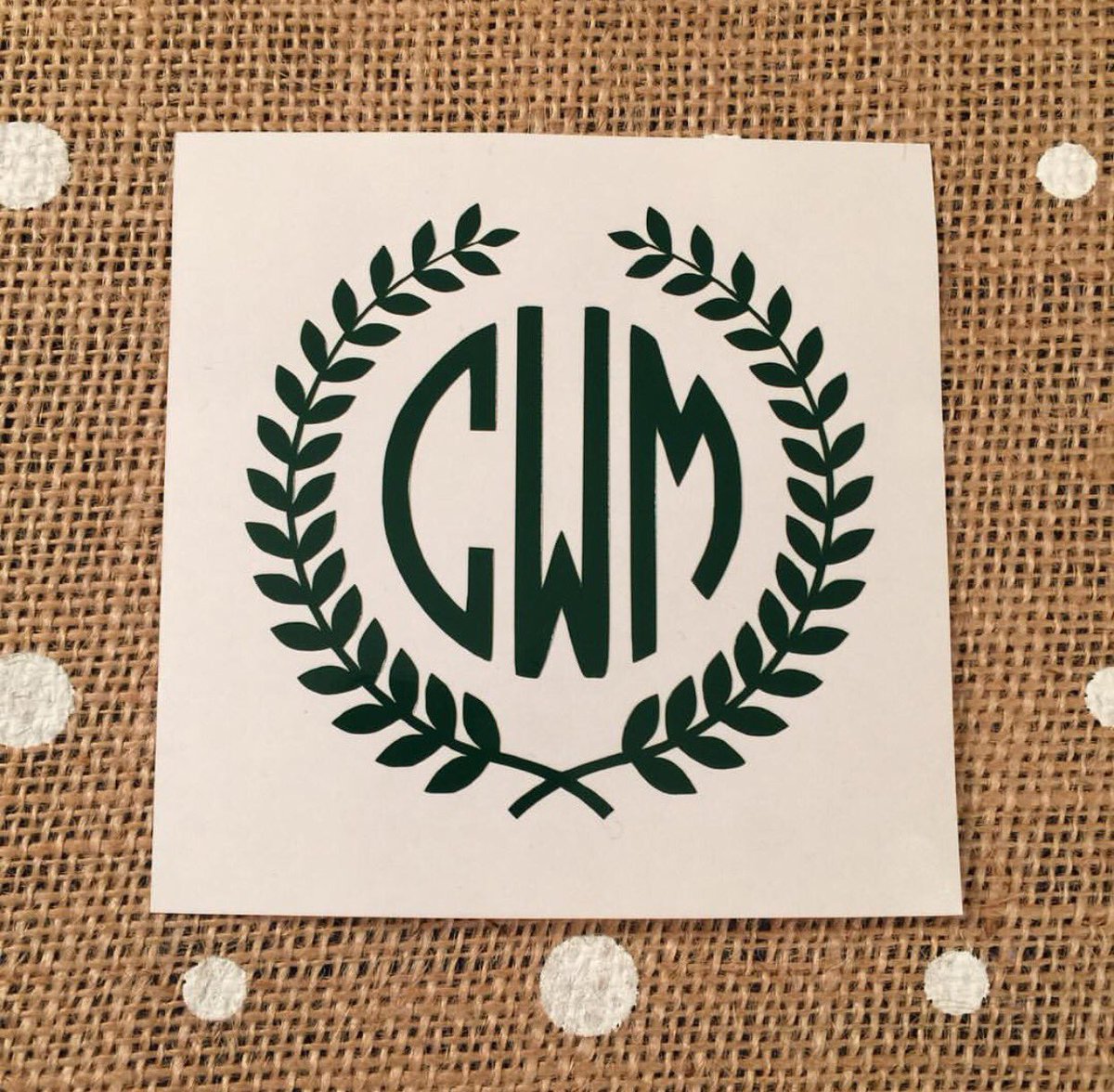 This one is so cute! Check it out in the link and check out our Instagram: lerissas🍃