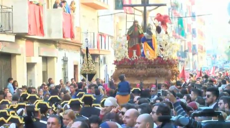 DiarioHuelva's tweet photo. La Hermandad de la Fe abre el #ViernesSanto #SemanaSantaHuelva #SSenCNH https://t.co/I1zeI4docu