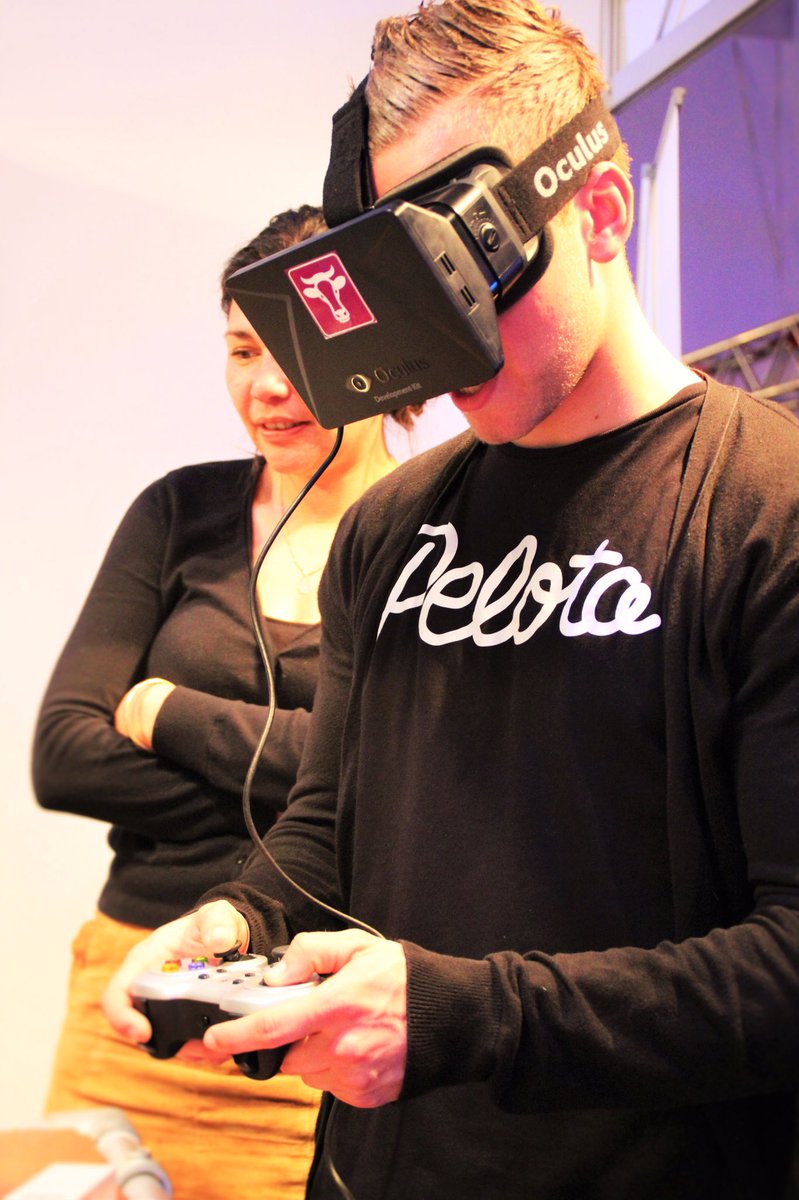 PelotaEvents's tweet photo. Football Skills, gezelligheid en VR @RaboGraafschap gisteren! #dgzm2016 https://t.co/nku96Bafpo