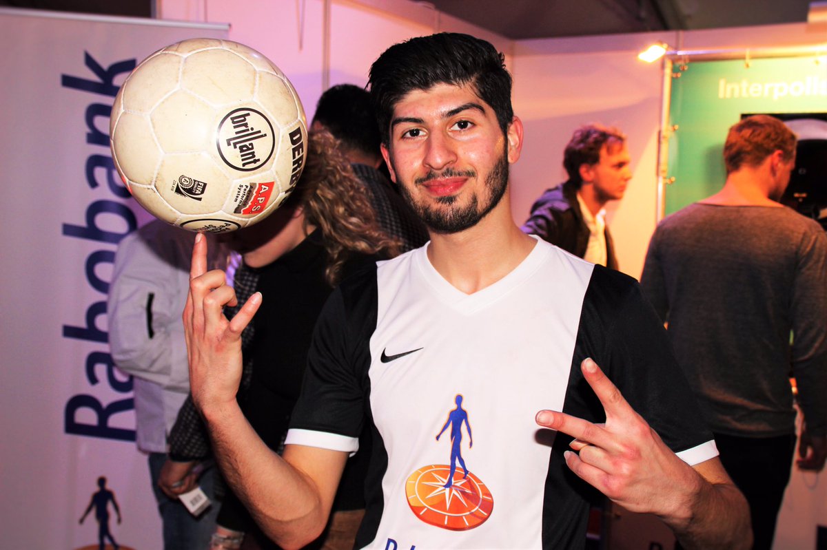 PelotaEvents's tweet photo. Football Skills, gezelligheid en VR @RaboGraafschap gisteren! #dgzm2016 https://t.co/nku96Bafpo