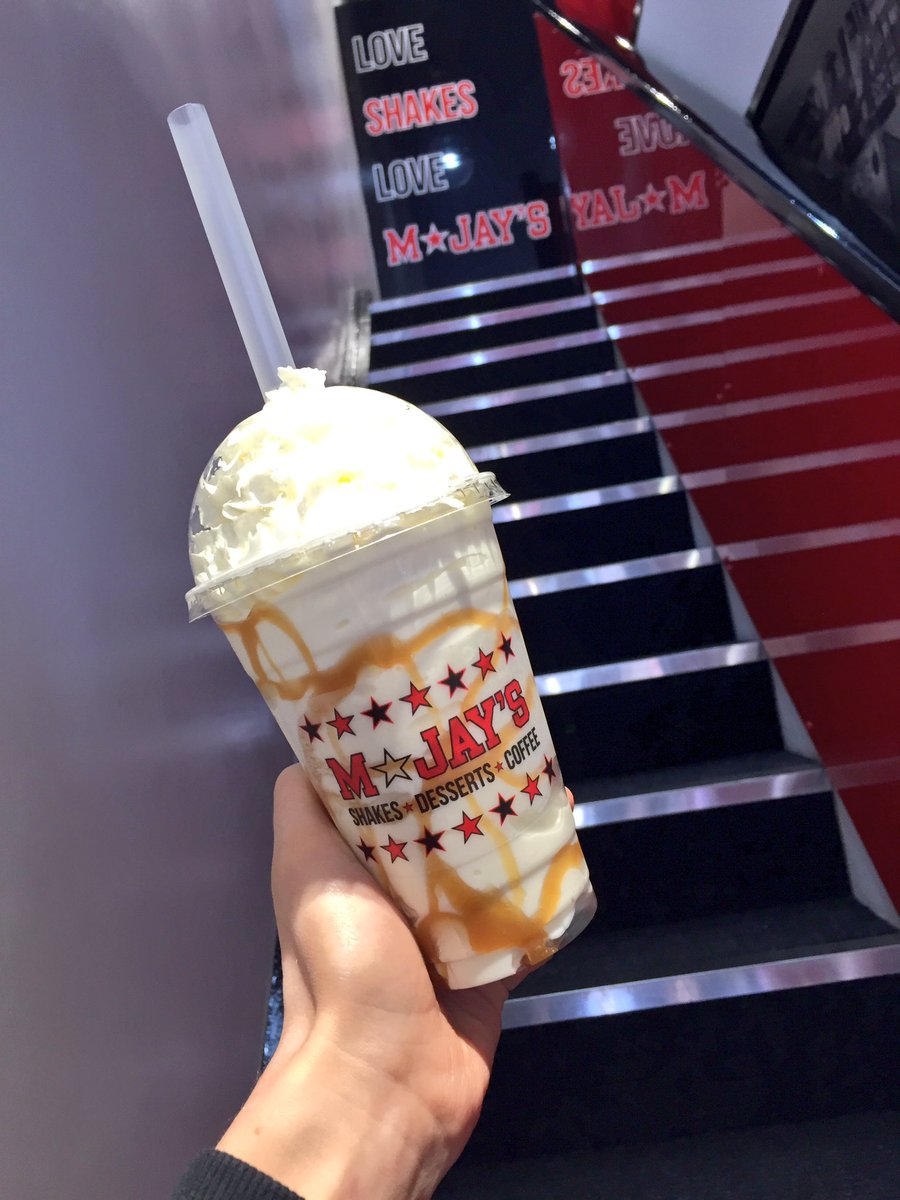mjaysSTH's tweet photo. MJAYS DELIVERY💥 Tonight 6pm-10.30pm. Store will be closed during these hours. Collection or delivery only! 📞🐣🍬🍪🍭🍦 https://t.co/inubOisfyX