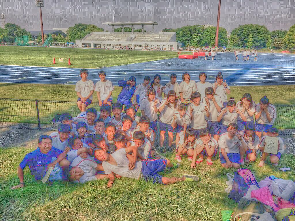 0101Inax's tweet photo. 8組さいこうで
いいクラスだった
ありがとう
まっつーも
一足先の卒業おめでと😘 https://t.co/06KgMJ4huc