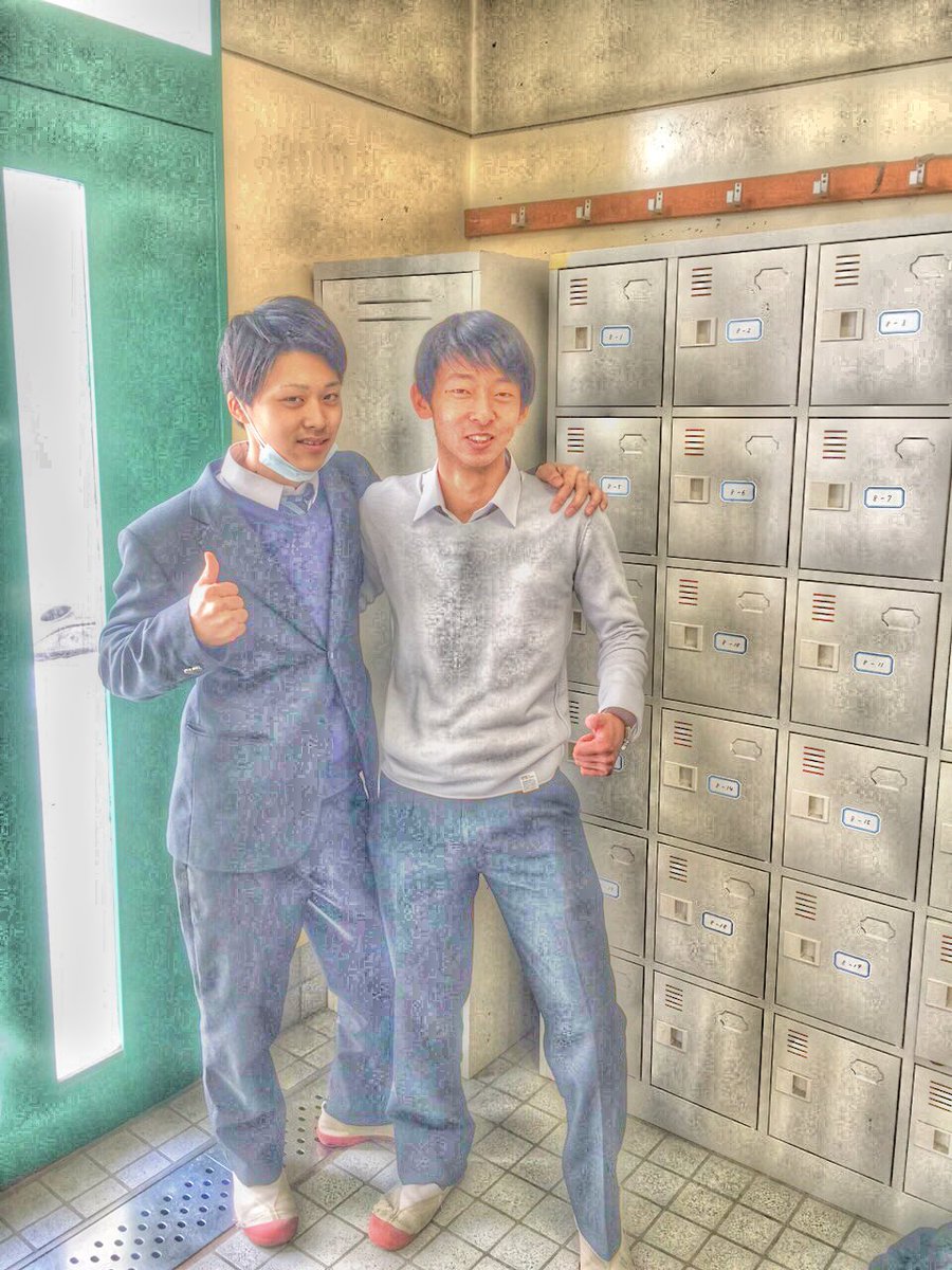 0101Inax's tweet photo. 8組さいこうで
いいクラスだった
ありがとう
まっつーも
一足先の卒業おめでと😘 https://t.co/06KgMJ4huc