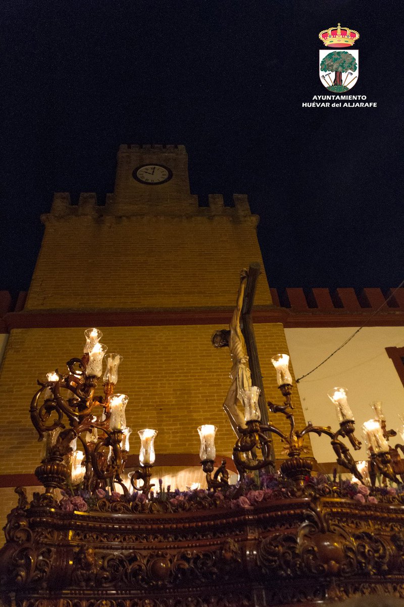 AytoHuevar's tweet photo. Procesión del Stmo. Cristo d l VeraCruz y María Stma. d l Sangre #Huévar #SSanta16 +imágenes https://t.co/ODt0Se1wjN https://t.co/zKiHvp9upH