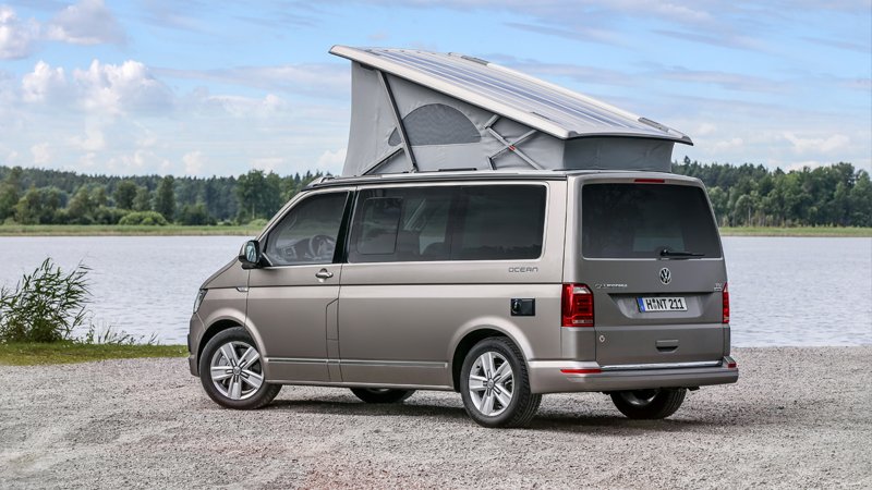 VW_es's tweet photo. RT si te apetece pasar la #SemanaSanta en el #VWCalifornia, "Me gusta" si prefieres el #VWMultivan https://t.co/GHCHVgtUzB