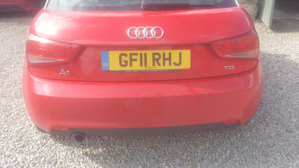 WillRoberts8's tweet photo. Fancy this plate Griff? @PoetryLand https://t.co/9lA9Bof3qG
