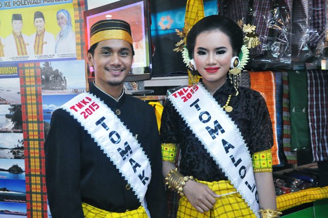 bentangwaktu's tweet photo. 2) #KemilauSulawesi 25-27/03/16 diikuti 6 Prov se-Sulawesi &amp; 48 daerah @Kemenpar_RI @EsthyReko #PesonaIndonesia https://t.co/tscnsXQSeu