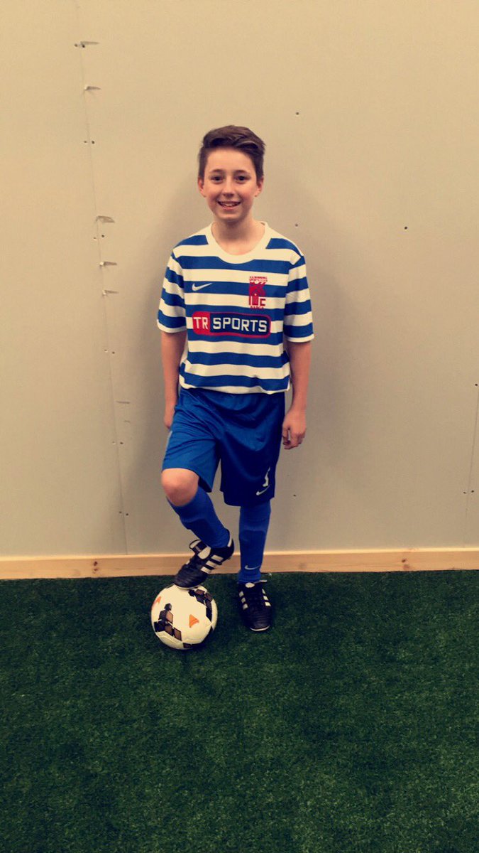 thelionbrand's tweet photo. Local team sorted out for their trip to Oslo with new kits thanks to @TRsports7 

Cracking service as per usual https://t.co/3PrlwWEPhs