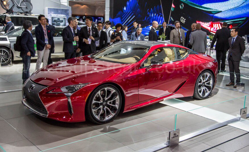 Lexus LC500
ow.ly/ZVjwo