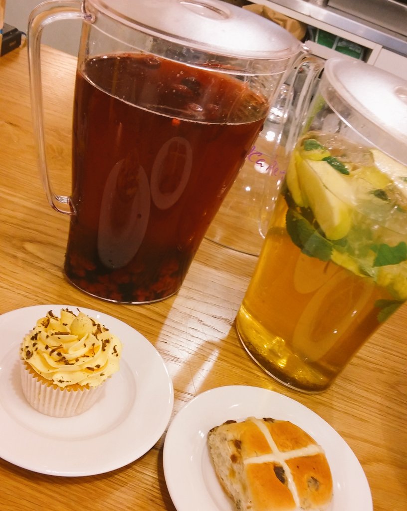 WaterstonesBrae's tweet photo. Come try our delightfully refreshing iceteas! #CoolEaster #icetea #cafew https://t.co/cQlAaFs37h