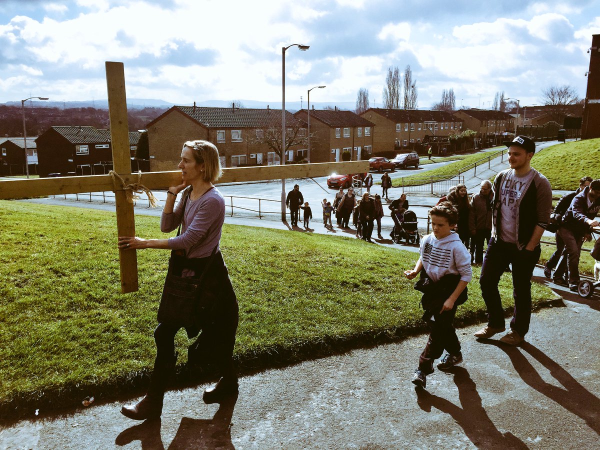 garethjrobinson's tweet photo. Great to walk the cross around Offerton retelling the Good Friday story #glochurch https://t.co/FBAaXRVGHR