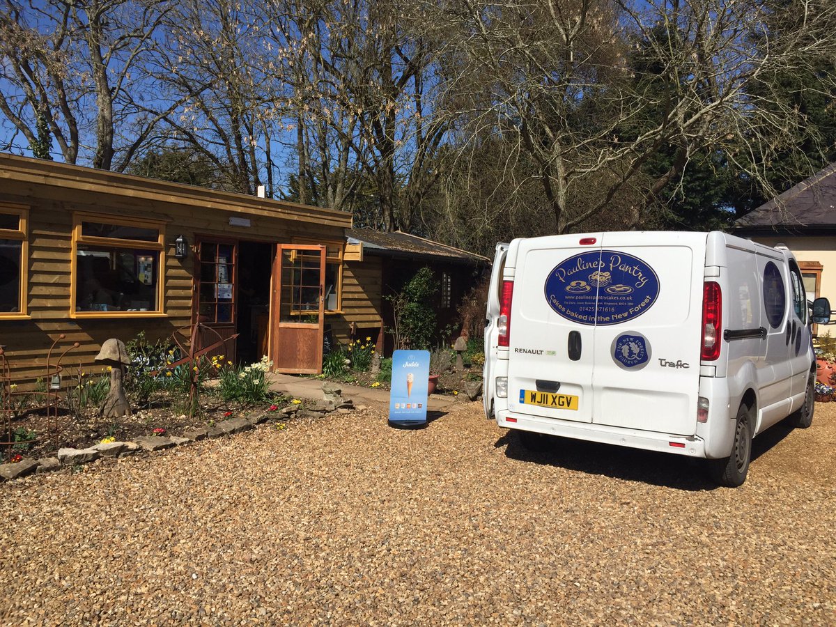 Bank holiday treats just been delivered by <a href="/Paulinepantry/">Pauline's Pantry</a> to <a href="/HockeysFarmShop/">Hockey's Farm Shop</a> #cakes #newforest