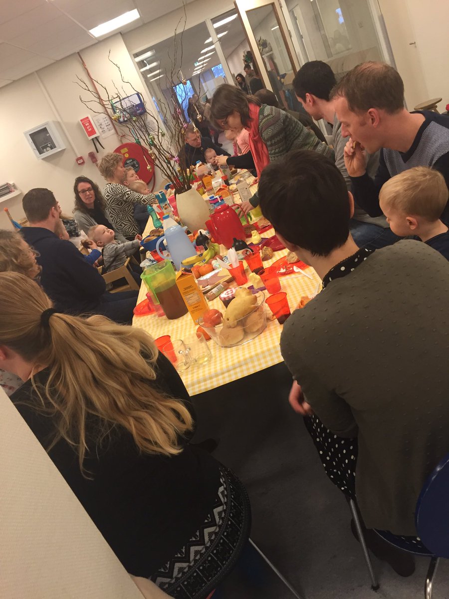 kdvbisonspoor's tweet photo. Het paasontbijt vanmorgen was een groot succes! Fijne paasdagen #kinderopvang #bisonspoor https://t.co/z8RwciV2XQ
