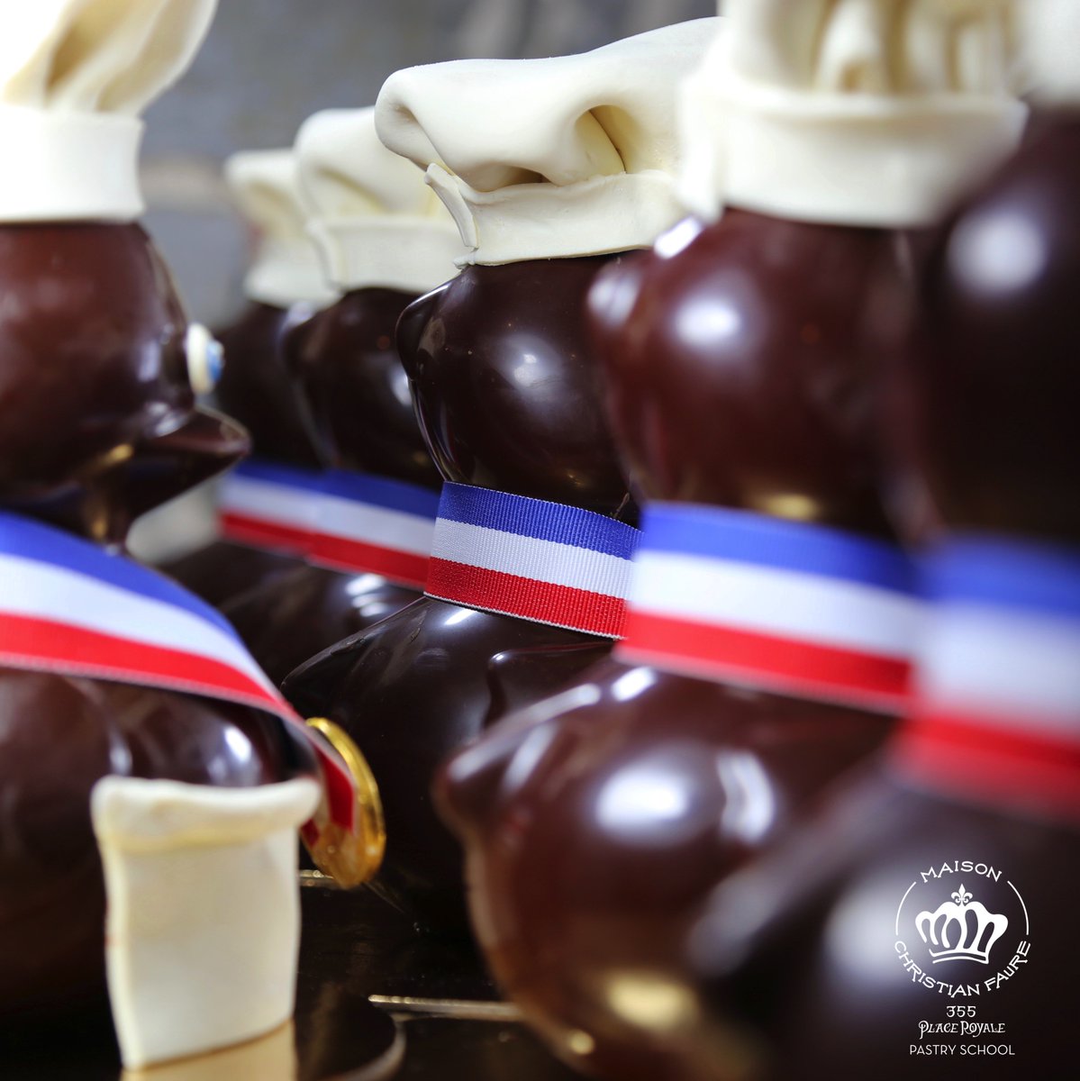 MaisonCF's tweet photo. Joyeuses Pâques. Happy Easter.
#pastryfaureever #cacaobarry_ca #paques #easter https://t.co/9Shi2b5ljt