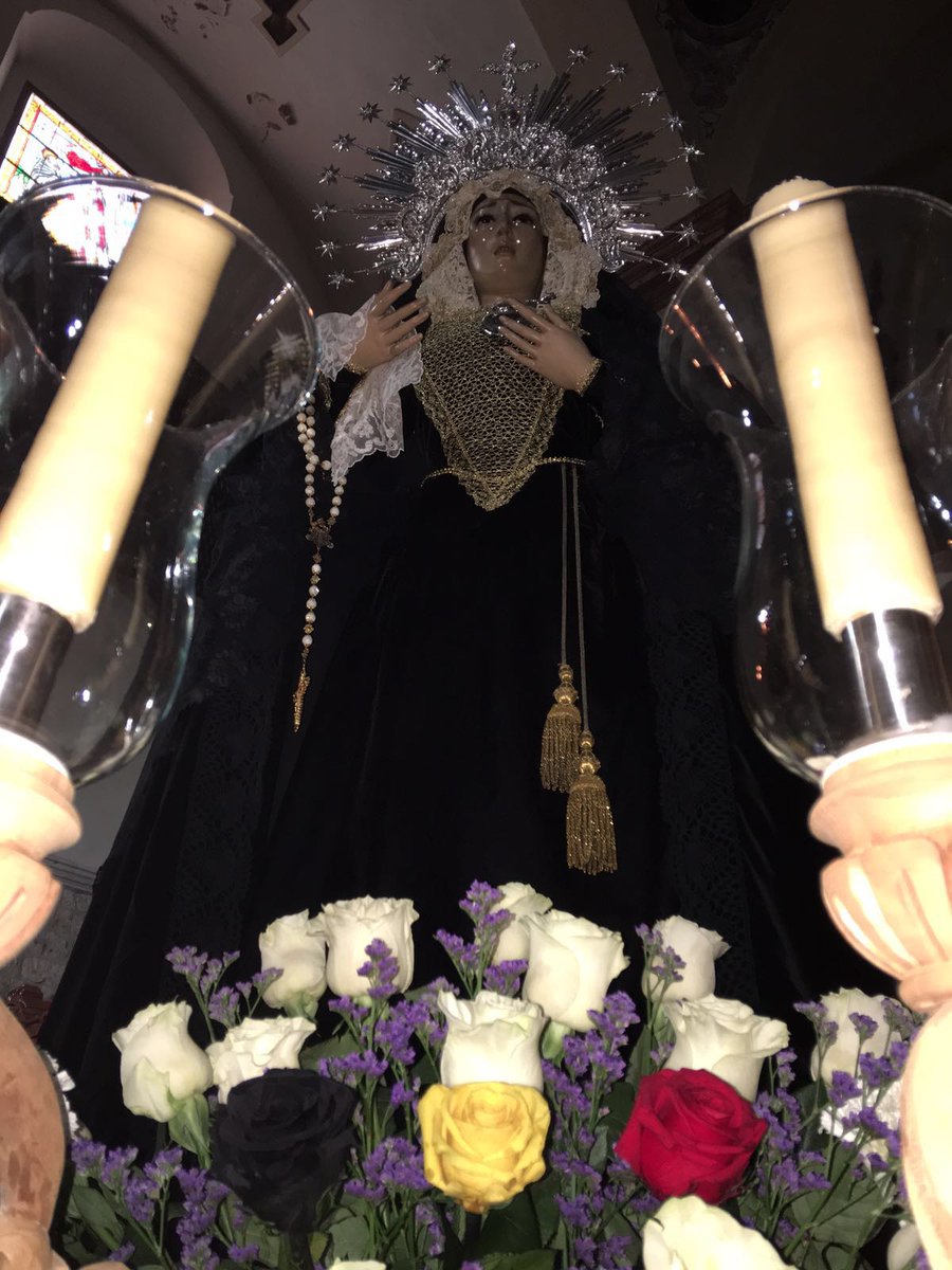 Soledad_Martos's tweet photo. Ya está preparada nuestra imagen titular para esta noche. Desde aquí, nuestro homenaje para Bélgica. https://t.co/ApvbrDxtc1