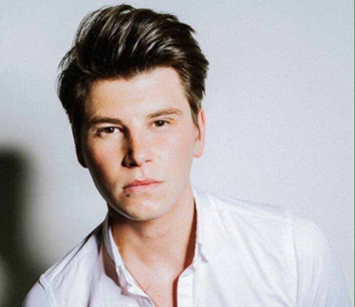 rixtersbcn's tweet photo. HAPPY BIRTHDAY MY BAE💖 #SpainNeedsRixton thanks for all 💃🏻 @Charley_Rixton https://t.co/iPVtOrLGze