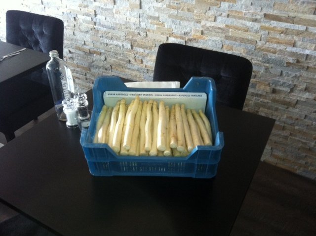 Wij serveren weer heerlijke verse Hollandse #Asperges. #Vlieland in je #element Reserveren T 0562451400.