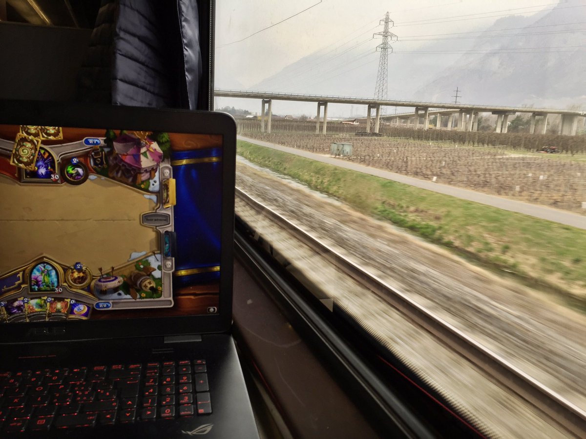 Hiboxite's tweet photo. Départ pour la #GA2016 !!!
@GamersAssembly @Ecorp_gaming https://t.co/YzXPu0RaQP