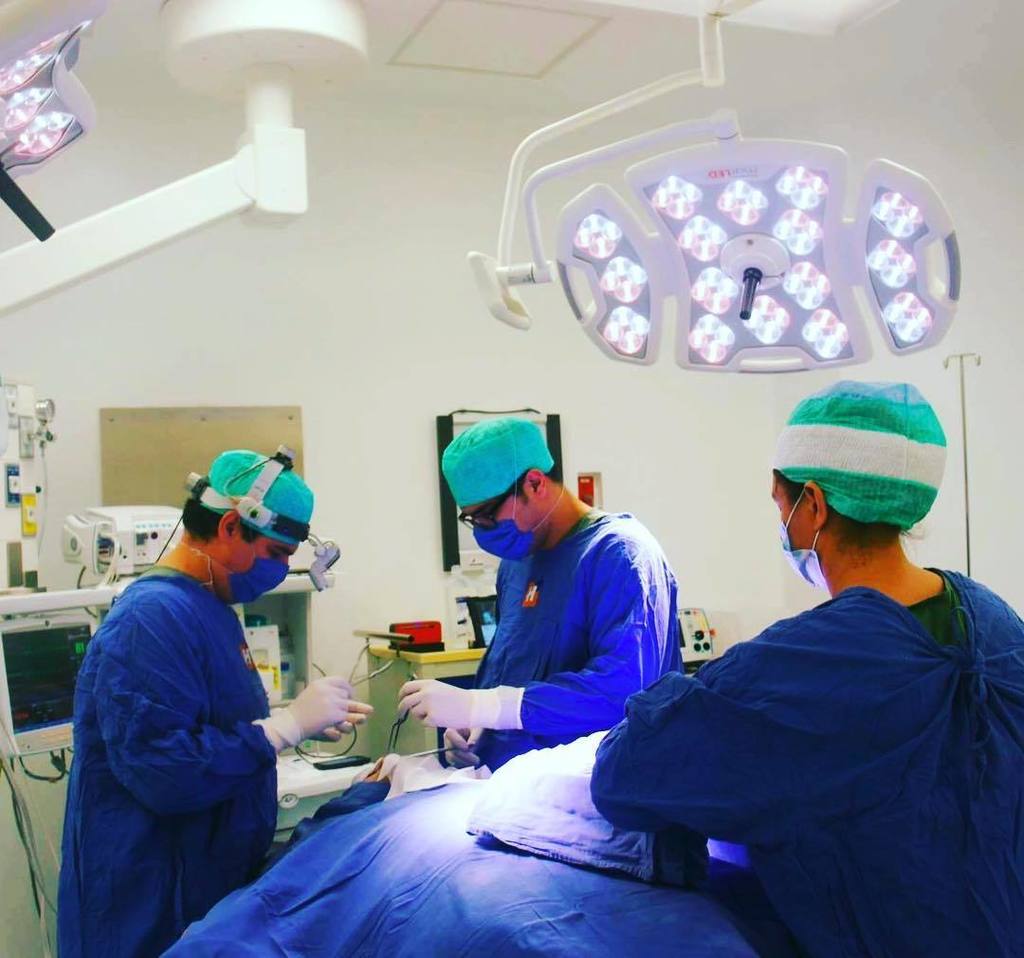 AACabobyBea's tweet photo. #FacialSurgery #medicalturism #RinofastJuarez #Rinofast #Rinoplastia #NoseJob #BestTeam #LosCabosFacialSurgery #Los… https://t.co/uENRvHr1PJ