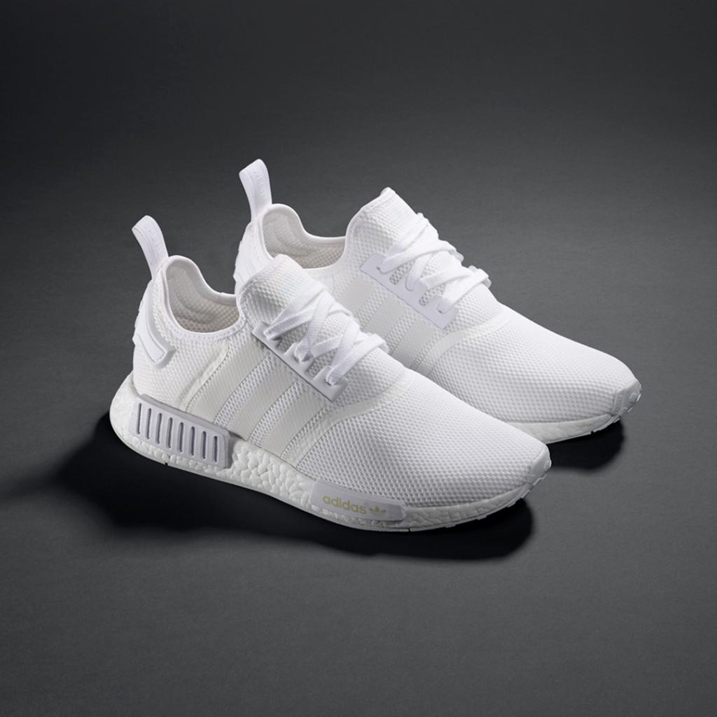 adidas Originals en Twitter: "Back at it again with a BOOST midsole for supportive style. All white #NMD drops on March 26 in EU and US. https://t.co/RO72JF4Qw3" / Twitter