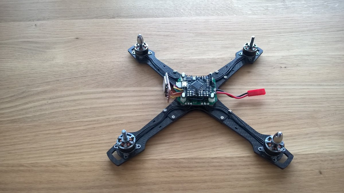eazyAdm's tweet photo. The 20cm #Beercopter #quadcopter called Jever is growing. Based on @1bitsquared Elle0 with @paparazziuav firmware. https://t.co/Wzzh2olMOx