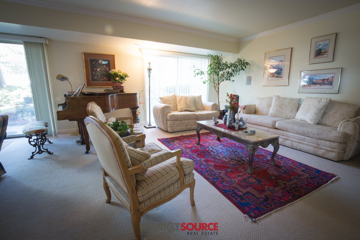 MarketSourceRE's tweet photo. What would you do with this much space and natural light coming in?  Well, soon enough you can BUY it!  #staytuned https://t.co/hT4NLLNrnt