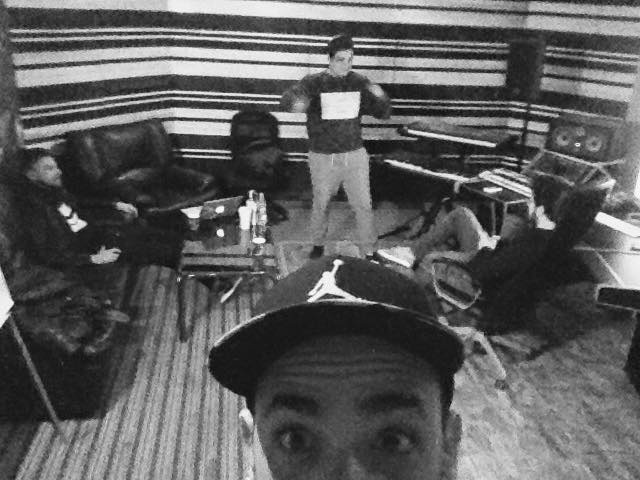 DeMogaMusic's tweet photo. Working on a new | awesome | fresh project @ciprenko @MogaMarius @AchiPetre @Shift_Official #demogamusic #hitmakers https://t.co/Y2rZ5AQgCa
