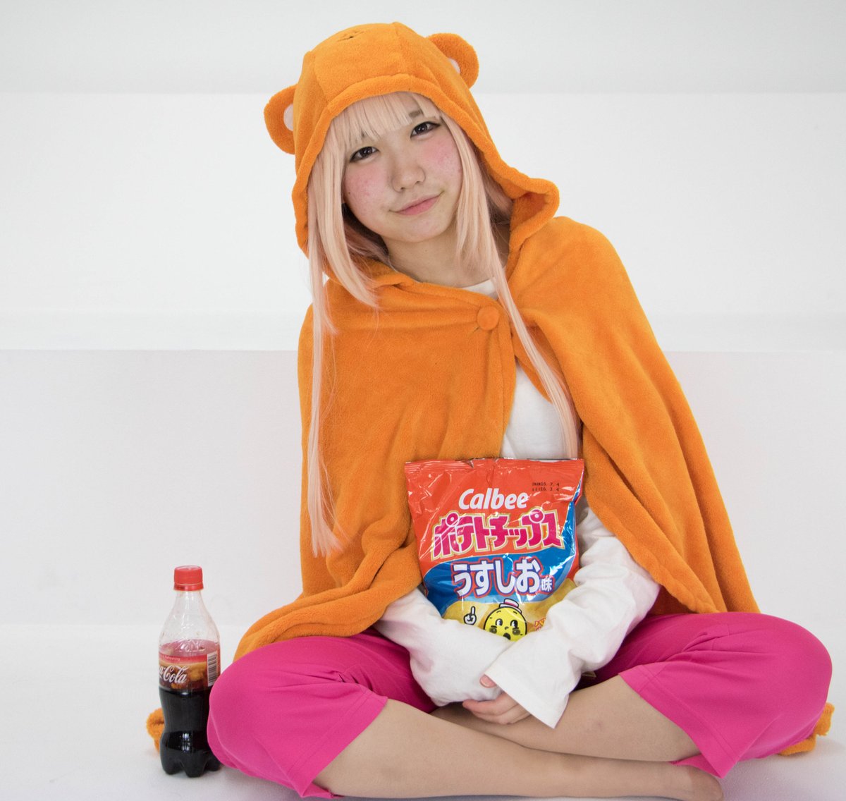 orange_cscm's tweet image. 16/03/21 コスミュ撮影会 3部
なぎとさん(@nagito_25)
うまる～ん
干物妹！うまるちゃん　土間うまる
#コスミュ撮影会