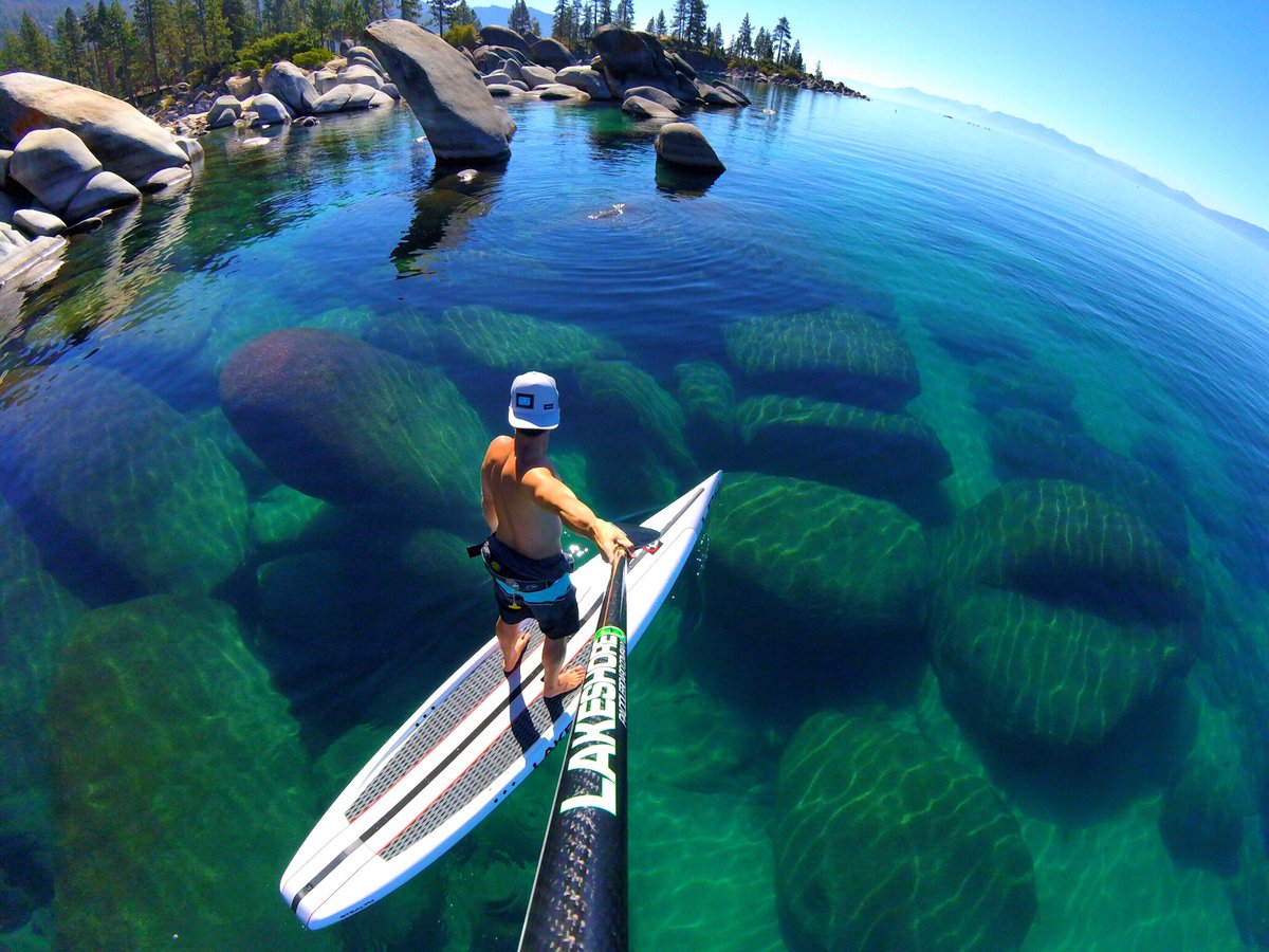 EarthPix's tweet photo. Standup paddleboarding on Lake Tahoe | Photo by @standup_paddle https://t.co/OOXXBPK1mL