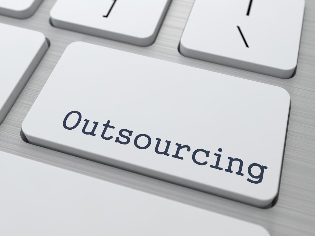 RigelBPO's tweet photo. Are you heading a #SMB? What is your take on #InternalIT vs #OutsourcedIT?
https://t.co/AnnijWAkWP https://t.co/MgTJ6VMTsI