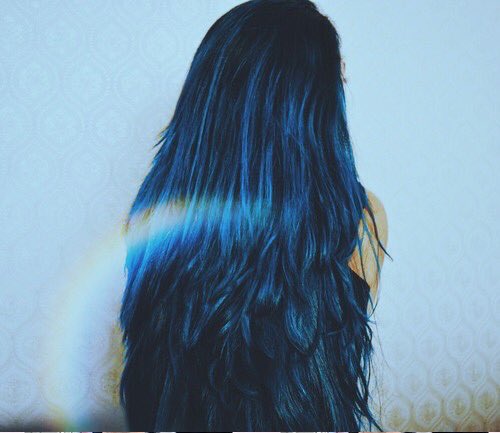 teamholder's tweet photo. Karou - Daughter of Smoke and Bone https://t.co/t3XDNp4HoC
