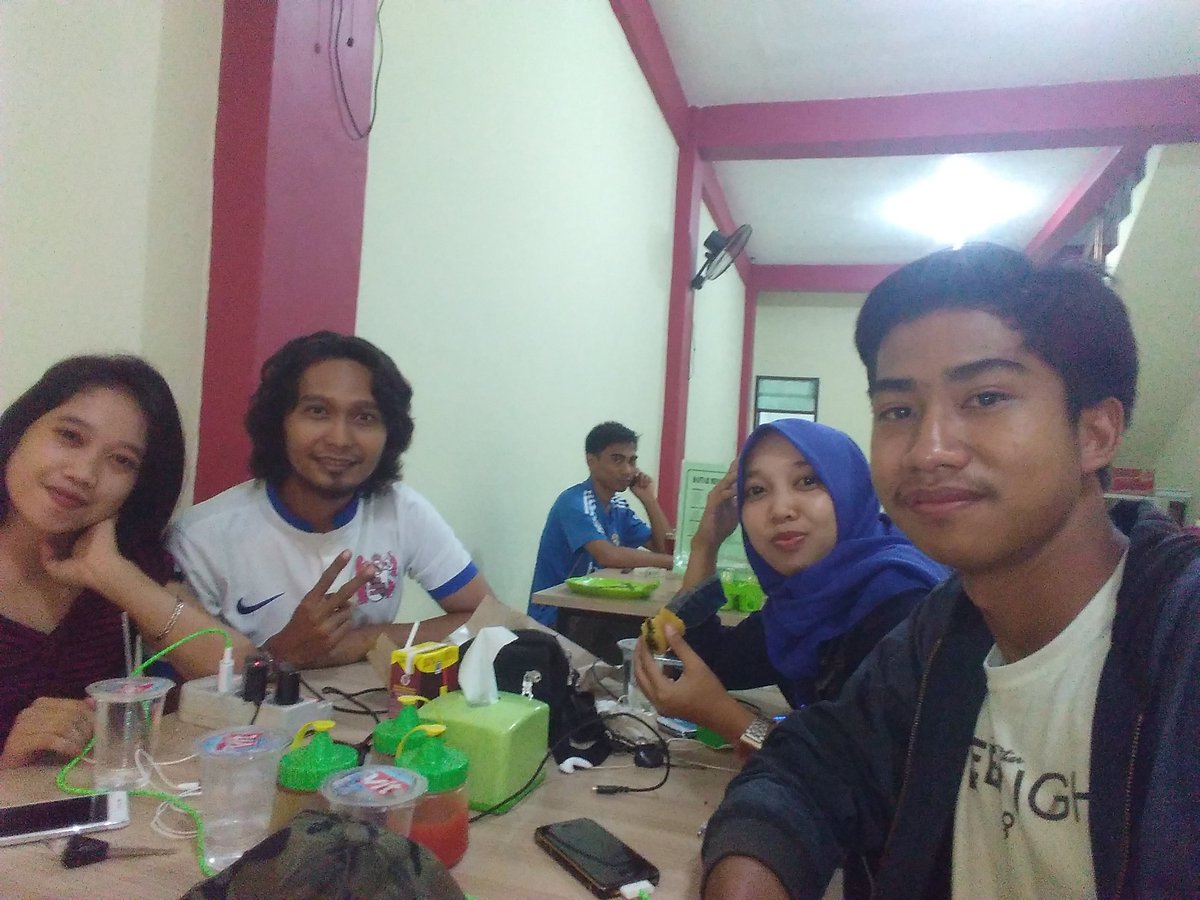 ChicasGowa's tweet photo. Suasana saat ini bersama PENGURUS at BASECAMP https://t.co/2FbekDaW4T