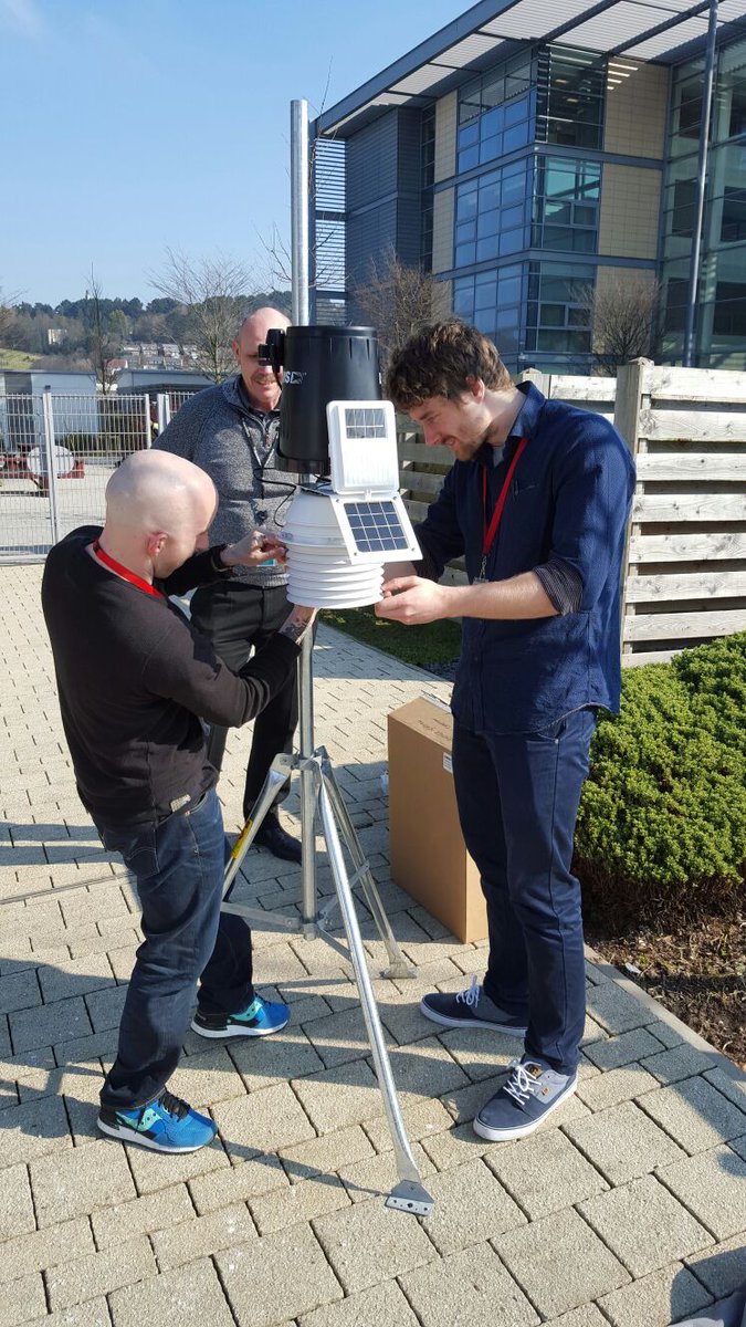 CobwebFP7's tweet image. Weather station installed at the Aberystwyth @WelshGovernment Office as part of #cobwebFP7 sensor network research!