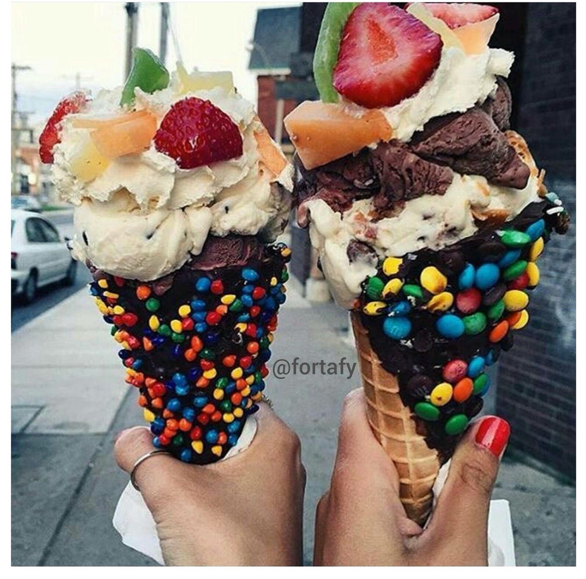 xvkwz's tweet photo. Je les veux 😍👌🏻😱 https://t.co/LrqkCfwMSN